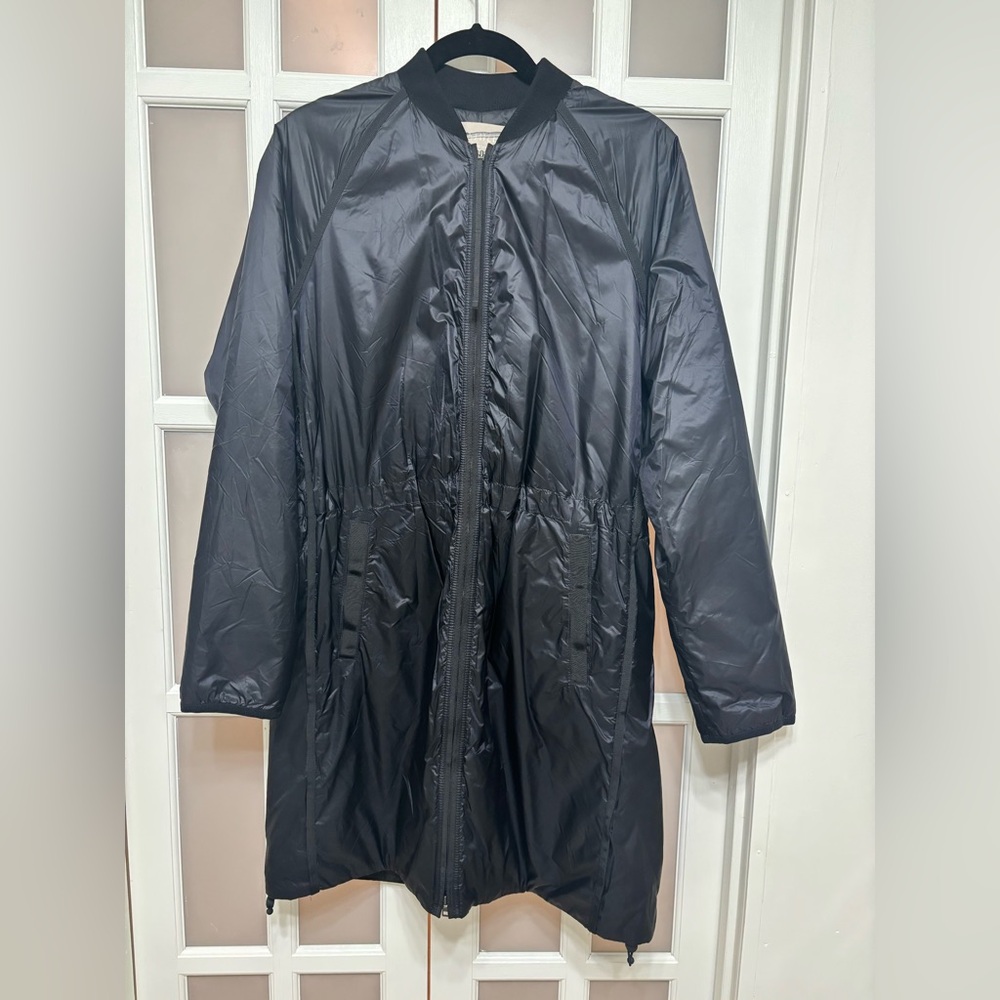 Athleta Black Insulated Parka Jacket XS Lightweight Nylon Zip Active Coat